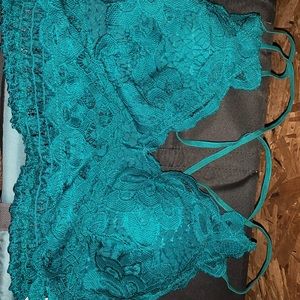 Cute bralette never worn